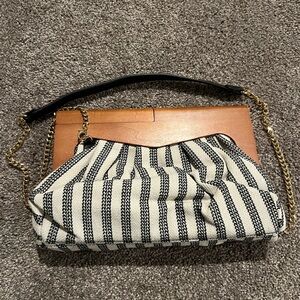 Striped Black and White Women's Antik Kraft Clutch